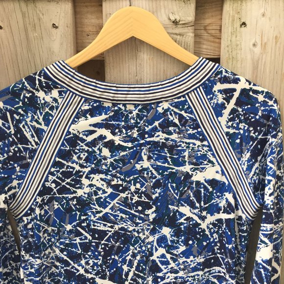 BCBGMaxAzria blue white stretchy dress - size XS - Picture 6 of 7